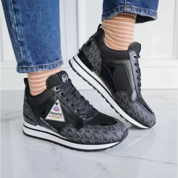 ❤️MICHAEL KORS WILMA Trainer Sneaker 10 Womens Shoes Black Monogram MK Logo New - Picture 2 of 10